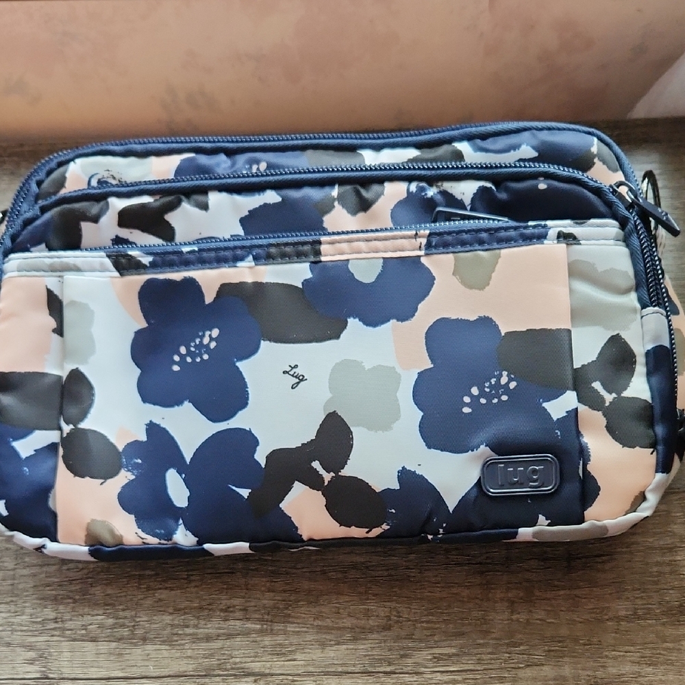 lug Navy Blue, Light Pink & Gray Floral Crossbody Bag
